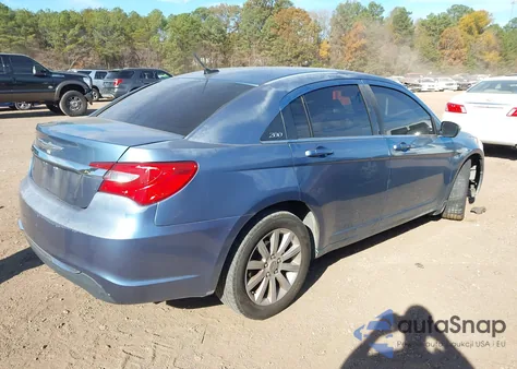 2011 Chrysler 200 Touring из США, поврежденный, VIN 1C3BC1FB2BN585673